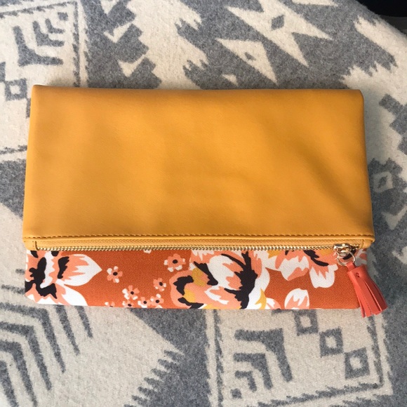 Rachel Pally, reversible clutch. - Picture 2 of 7